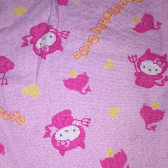 Hello Kitty "Devilishly Cute" Pajama Set - Picture 5 of 5